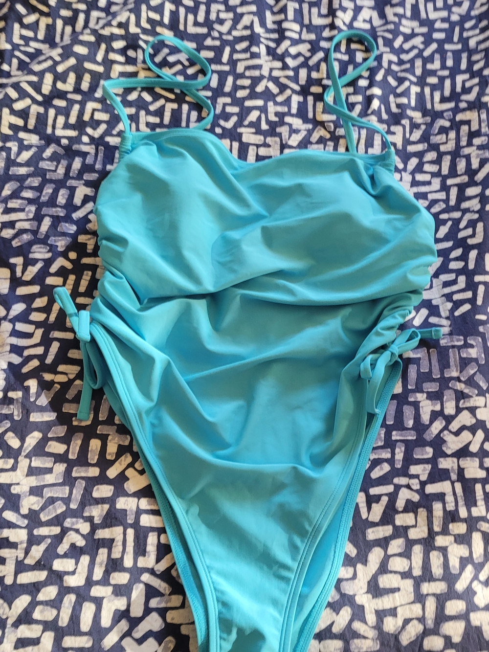 CUPSHE NWT, XL, Turquoise One-Piece Swimsuit with Side Tie Details